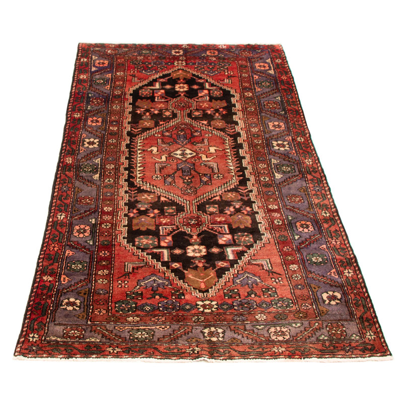 Tapis noir et rouge Andelz 4 pi 5 po x 8 pi 0 po