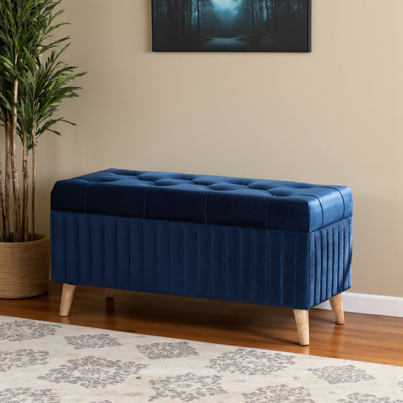 Repose-pieds rembourré en tissu bleu marine avec finition brune Runa, H 18,79 po x l 39,18 po x P 16,32 po Runa