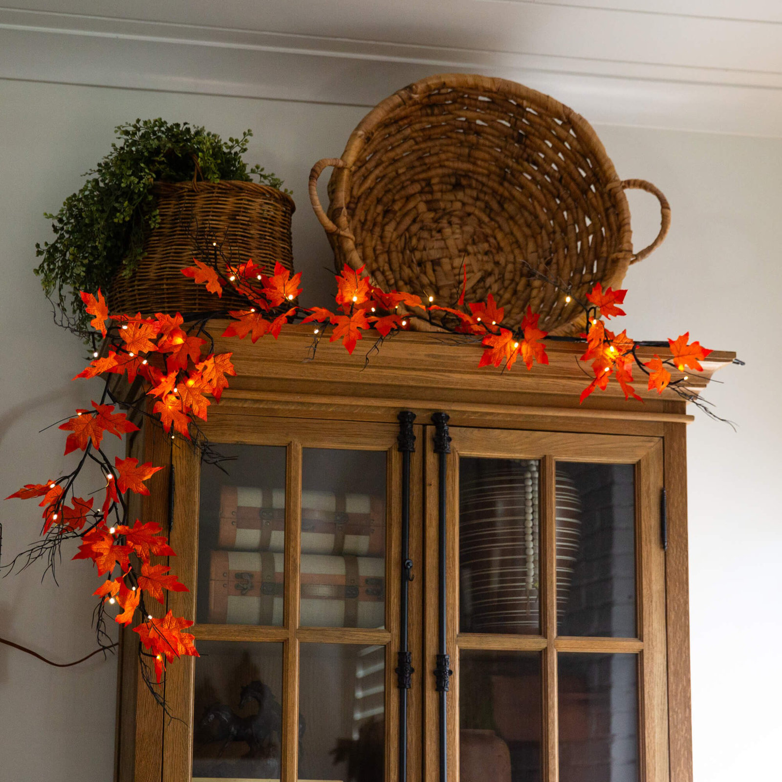 Pre-Lit Maple Halloween Garland, 6' L, Orange