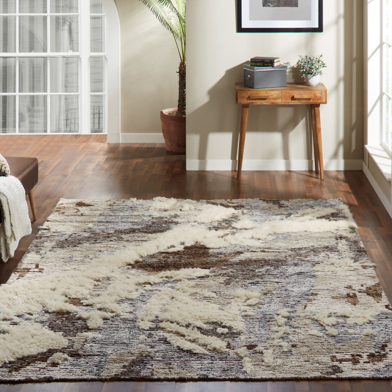 Tapis ivoire en laine noué à la main Helper, 5 pi 6 po x 8 pi 6 po