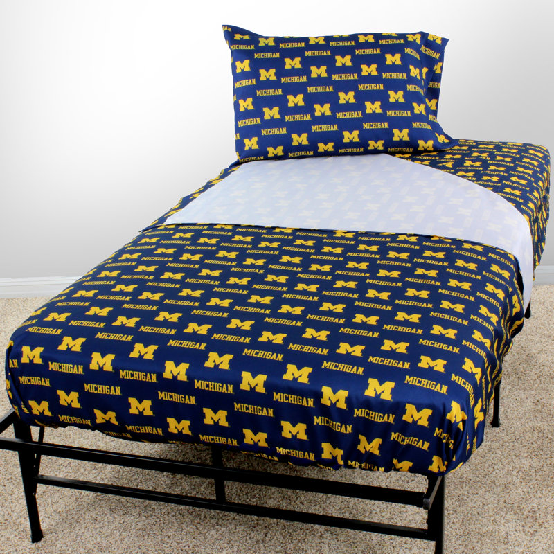 NCAA Sheet Set, Full Sheet Set + Fitted Sheet + Pillowcase, Michigan