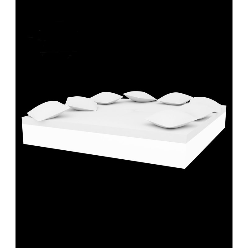 Chill Bed - 8 Pillows - 90.5" X 90.5" - White LED - Ice