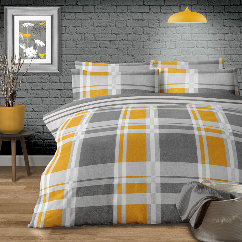 Striped Duvet Cover Set with Pillowcases Included, Super King - 2 Standard Pillowcases