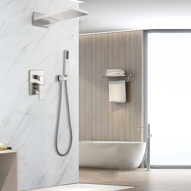 Système de douche avec valve brute, Nickel brossé