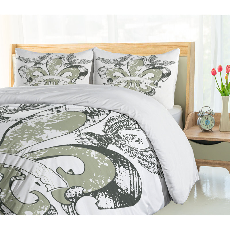 King Size Green and White Fleur De Lis Duvet Cover Set