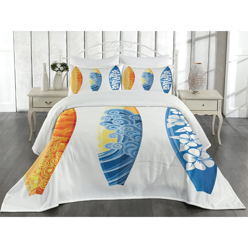 King White Quilted Bedspread Set with Surf Design