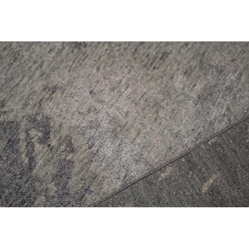 Area Rug in Gray