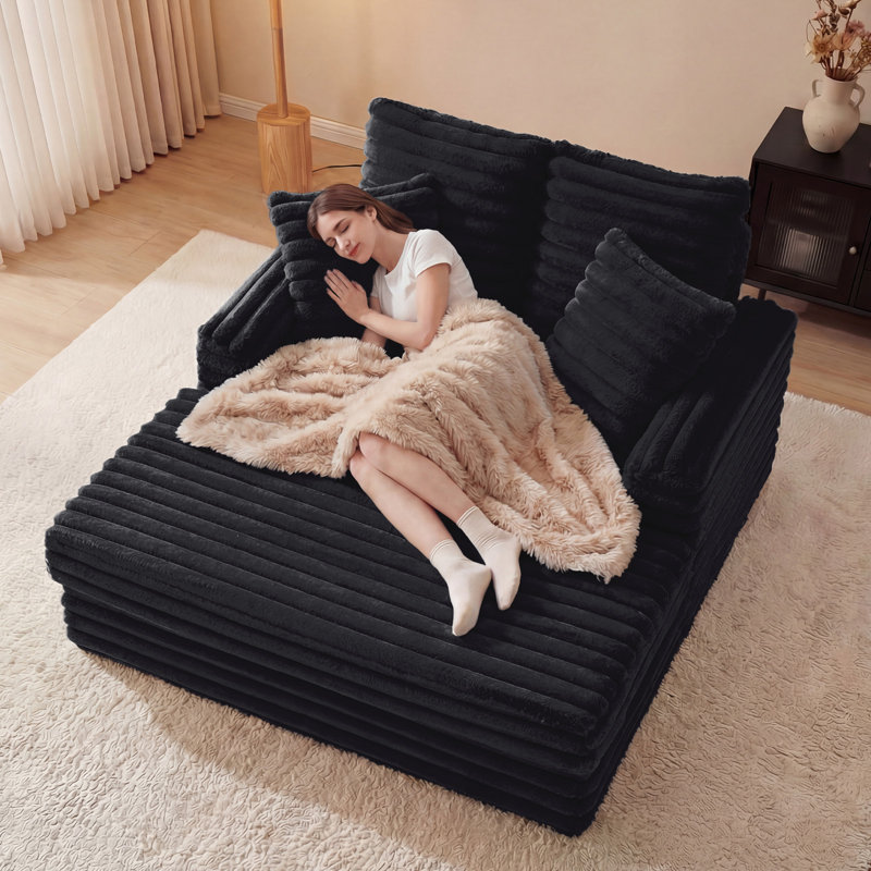 Chaise longue rembourrée 59 po, canapé-lit surdimensionné en peluche avec 4 coussins pour le salon - Noir de jais