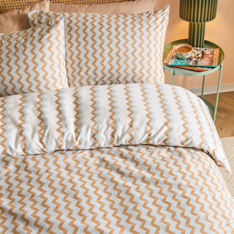 Izzie Polyester Chevron / Zig Zag Duvet Cover Set with Pillowcases, Single Duvet Cover + 1 Standard Pillowcase, Blue
