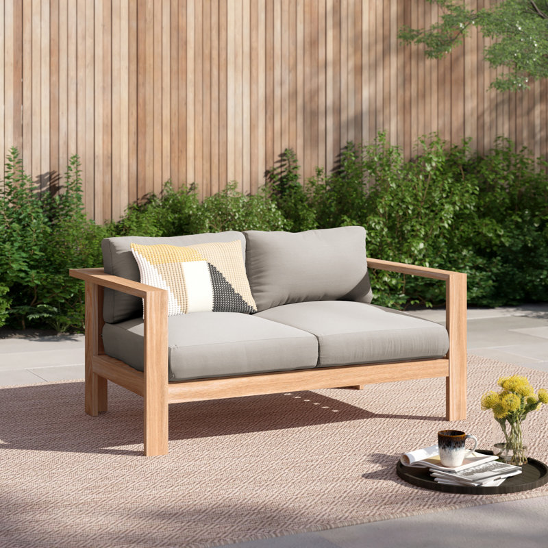 Causeuse en teck de 59 po de large avec coussins Sunbrella Sonoma, Argent coulé Sunbrella®