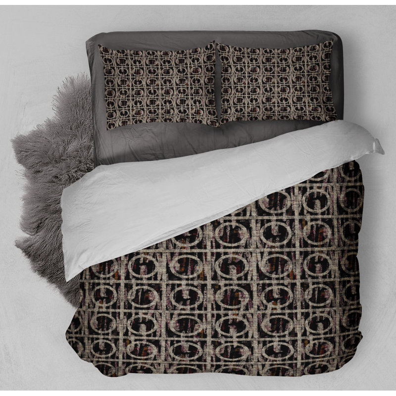 Channel Geometric Shapes Comforter, King Comforter + 2 King Pillowcases