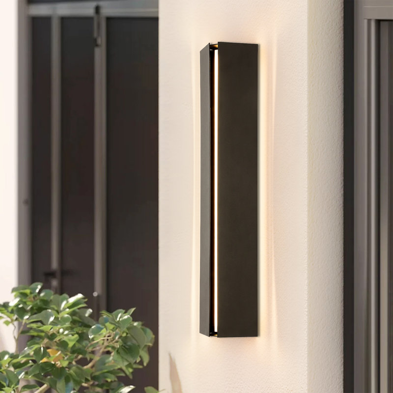 24'' Led Outdoor Wall Light