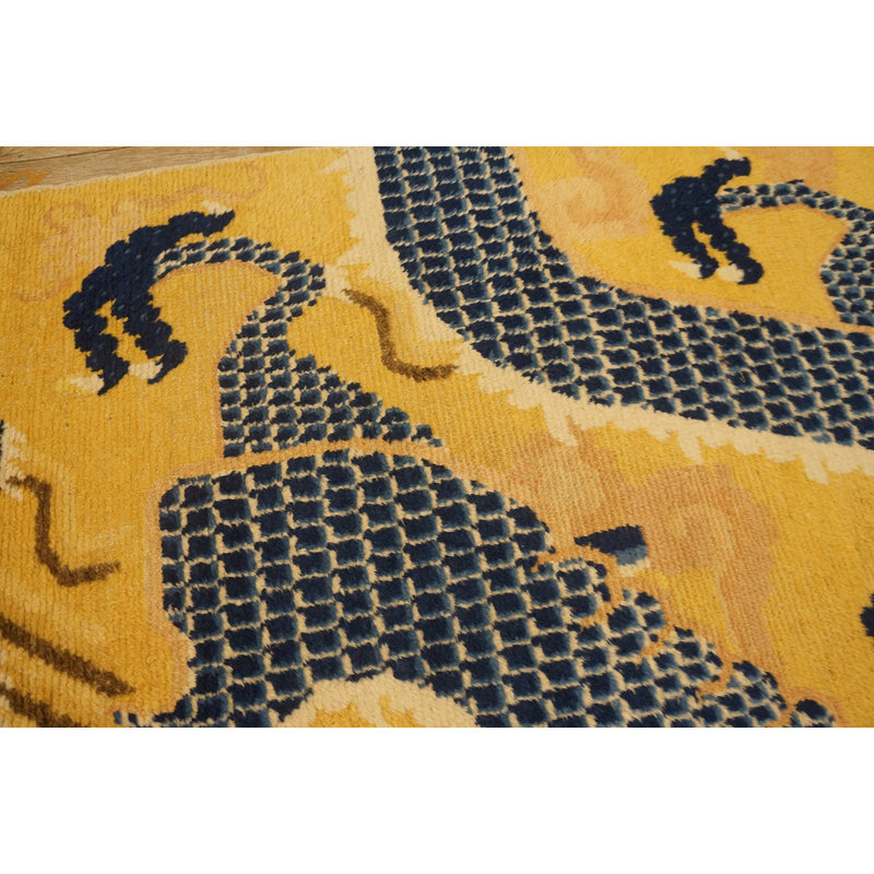Hand Knotted Wool Floral Area Rug