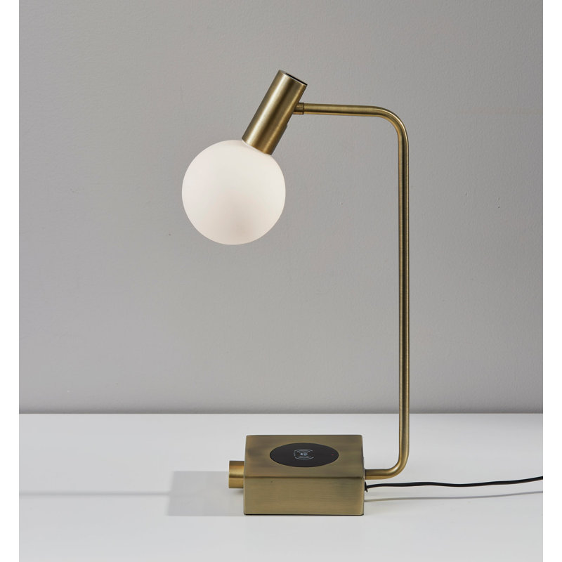 WINDSOR ADESSOCHARGE LED DESK LAMP