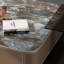 Table basse carrée moderne et luxueuse-122913995