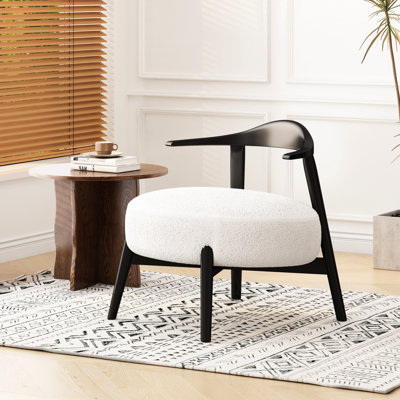 Fauteuil d'appoint moderne en tissu et bois de bouleau blanc, sièges de chambre à coucher optionnels, mousse recouverte de molleton pour une chaise confortable Interlude en bois, endroit relaxant, coussin à haute densité avec