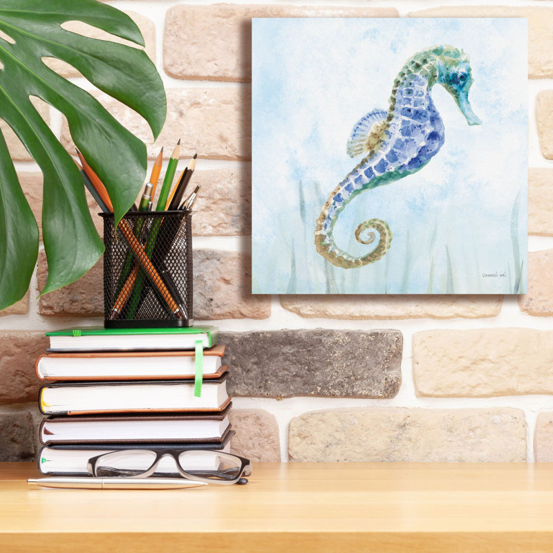 «Undersea Seahorse Natation 2» par Danhui Nai, art mural sur toile, H 12 po x l 12 po