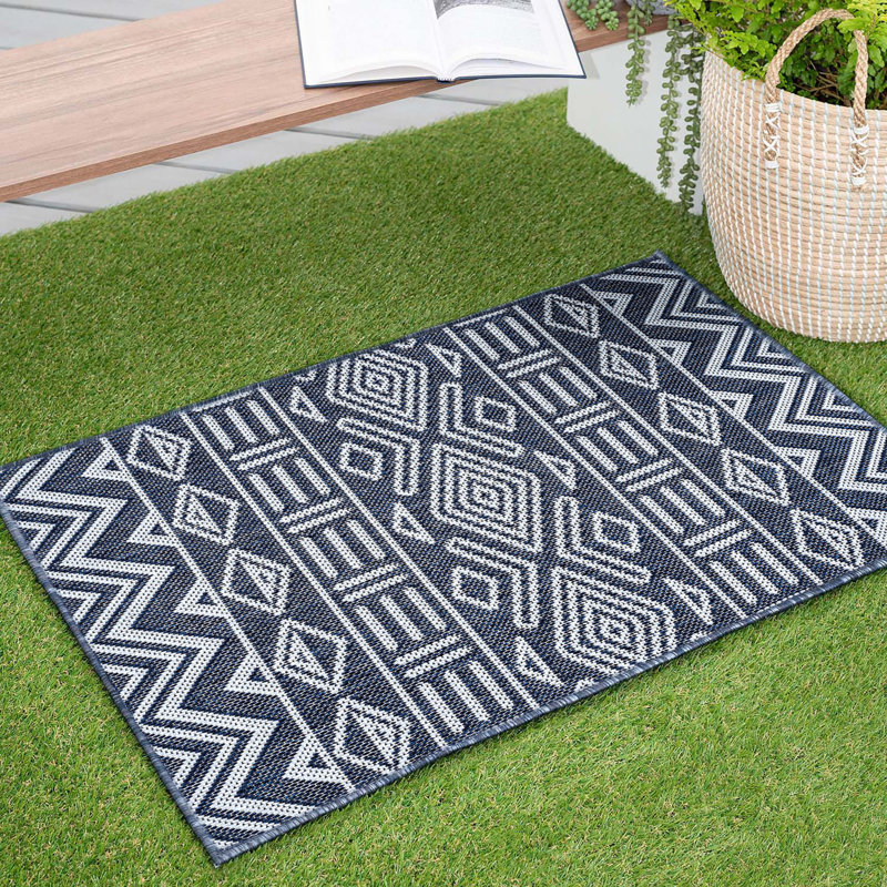 Tapis d'intérieur / extérieur bleu marine / blanc Farrington Gurney, Rectangle de 2 pi x 3 pi