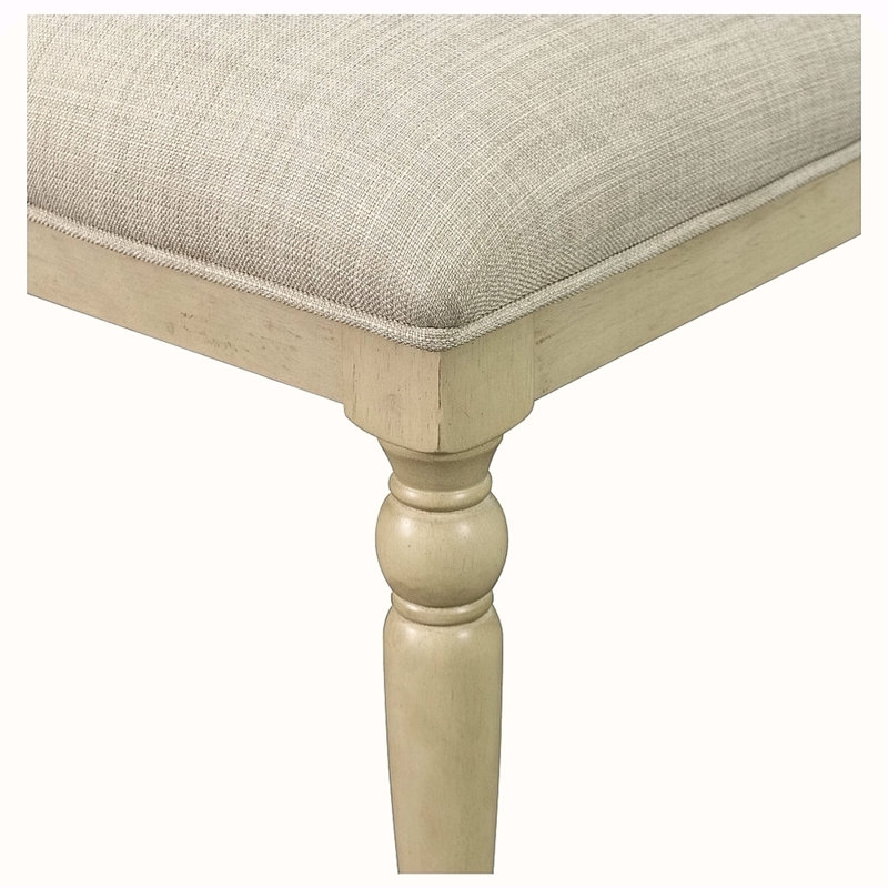 Chaise rembourrée avec pieds tournés en bois