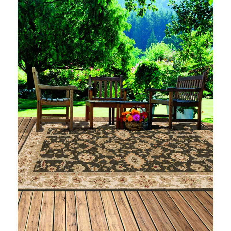 Veranda Oriental Indoor / Outdoor Rug, Round 5'