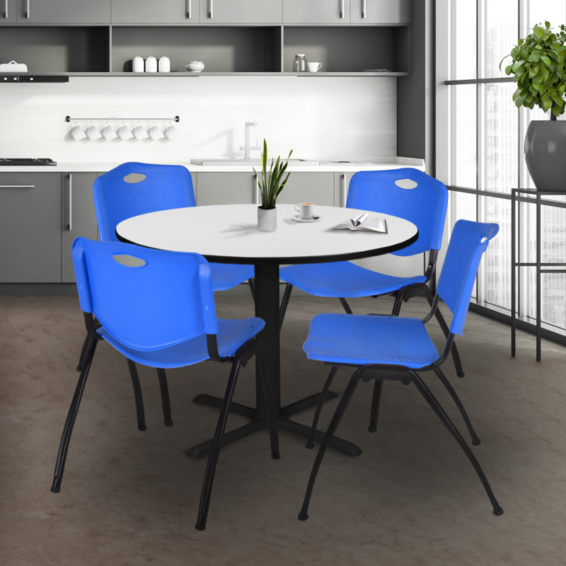 Table de salle à manger Regency Cain, Blanc / bleu, H 29 po x L 42 po x P 42 po