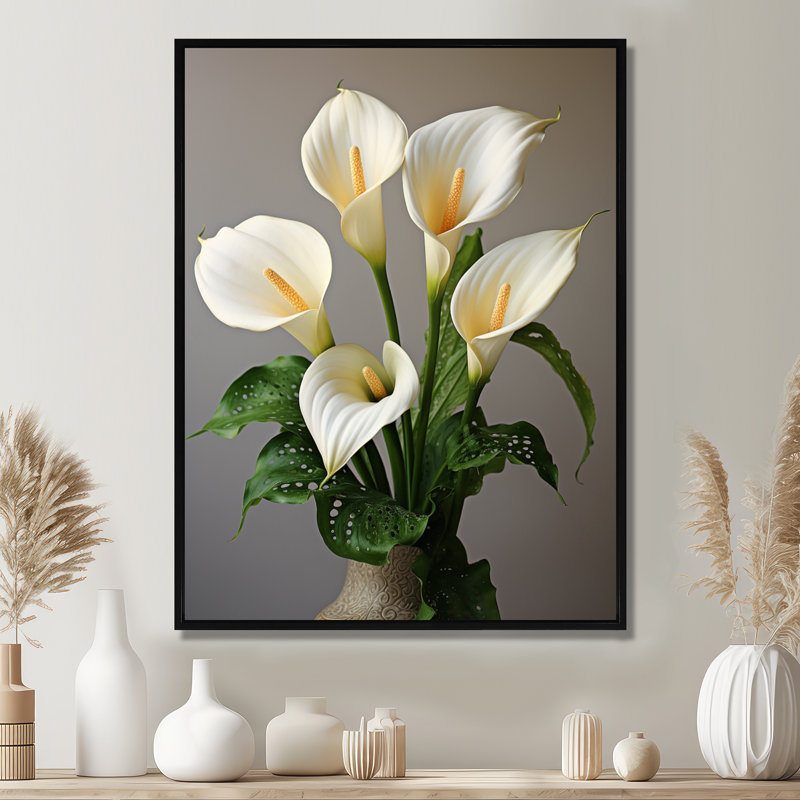 Bouquet de fleurs de lys blanc arum blanc dans un vase - art mural de salon lys, Toile avec cadre flottant noir