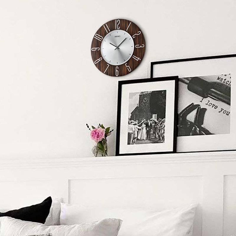 QXA800BLH Wall Clock, Brown