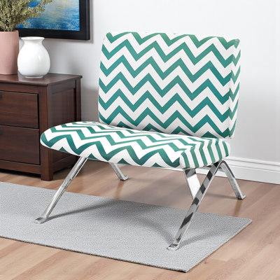 Chaise d'appoint au fini vert et blanc avec pieds en métal chromé, H 29,74 po x l 30,36 po x P 30,25 po