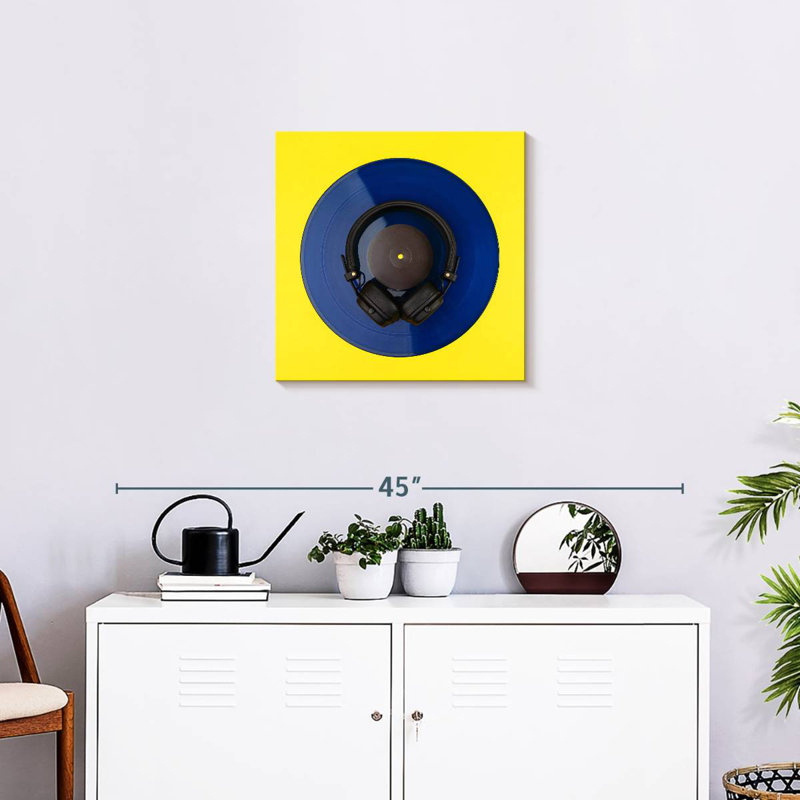 Casque Abarca sur disque vinyle, H 20 po x l 20 po
