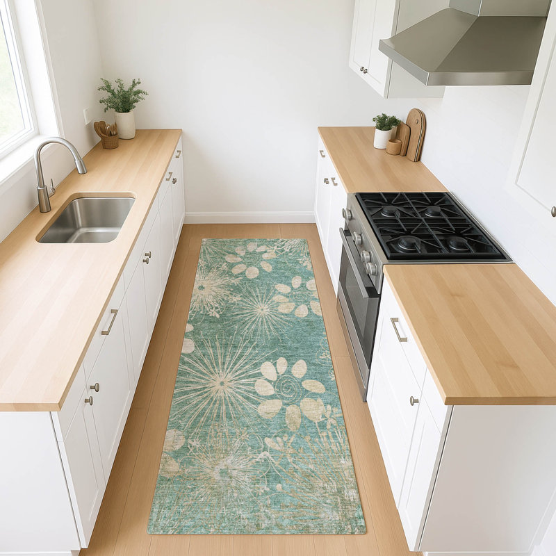Machine Washable Indoor/Outdoor Kaczor ACN2225 Floral Rug, Runner 2'3" x 7'6"