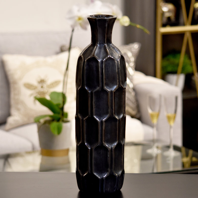Vase rond en céramique Sima, H 18,25 po x l 5,25 po x P 5,25 po