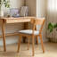 Chaise de salle à manger en bois de chêne massif avec assise large et laque de pulvérisation ouverte pour un impact visuel Bords arrondis confortables Famille de poids