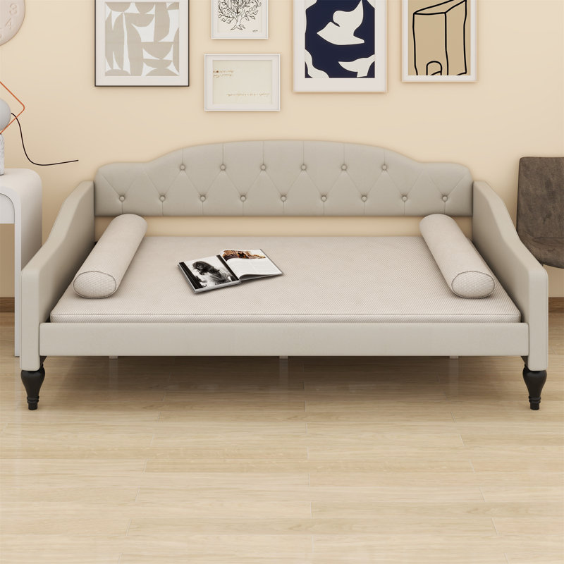 Tareyn Upholstered Daybed