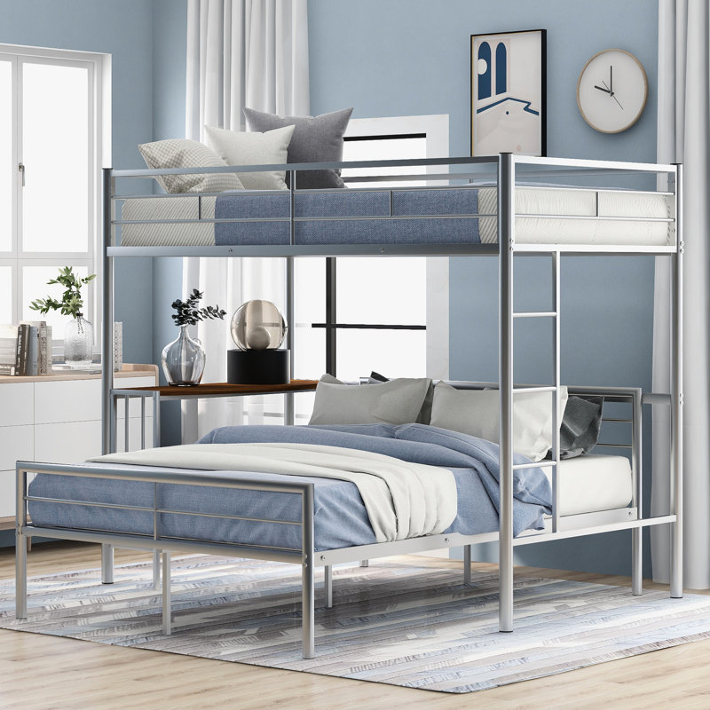Lit superposé simple au-dessus d'un lit double en métal avec bureau - Argent métallique, stable et fonctionnel pour l'espace de la chambre à coucher