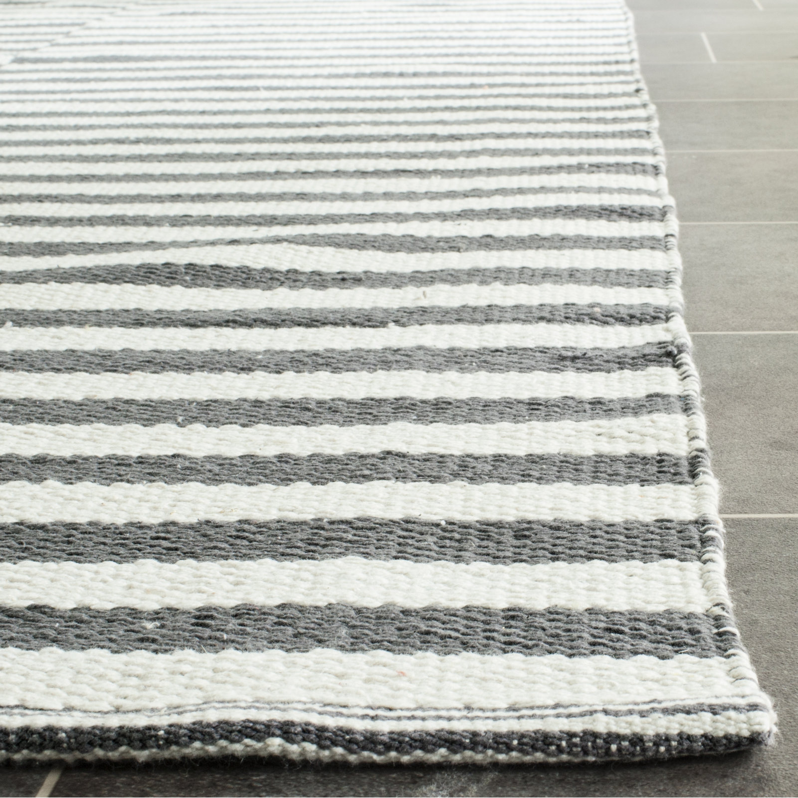 Ilona Ivory Gray Striped Cotton Rug, Rectangle 6' x 9'