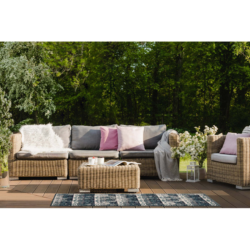 Modern, Textured Cut Pile Rectangle Throw Rug, Rectangle 1'11" x 3'7"