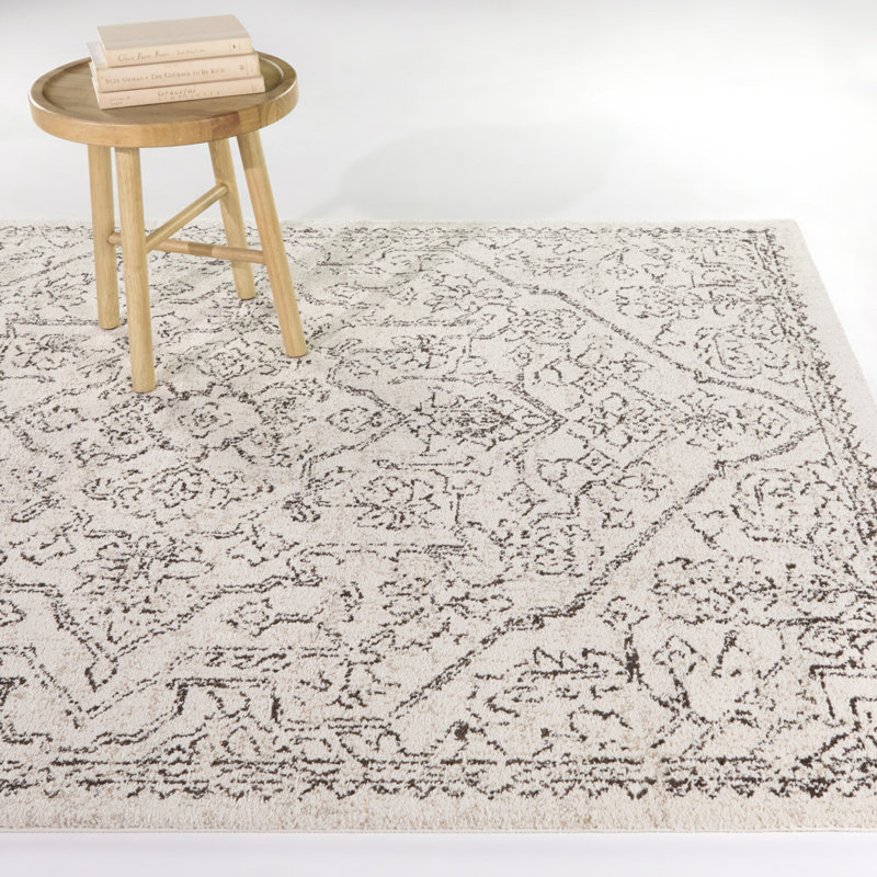 Barrymore Cream Oriental Medallion Area Rug, Rectangle 5'3" x 6'11.9"