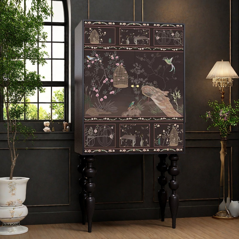 Armoire de rangement en bois pratique