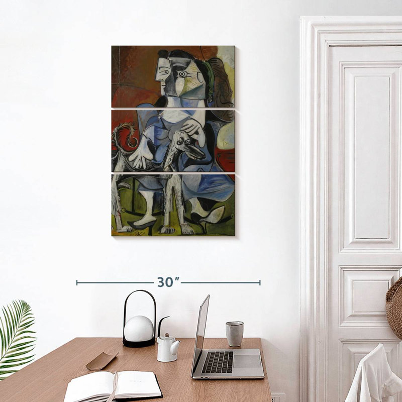 Avery, femme avec chien, H 32 po x l 20 po