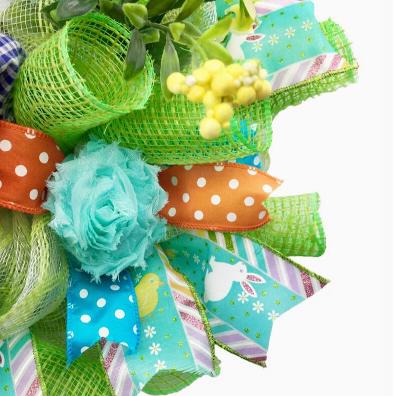 Handcrafted Faux Daisy 18'' Wreath