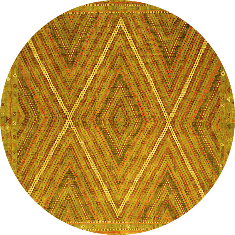 Performance Geometric Indoor Rug, Round 3'