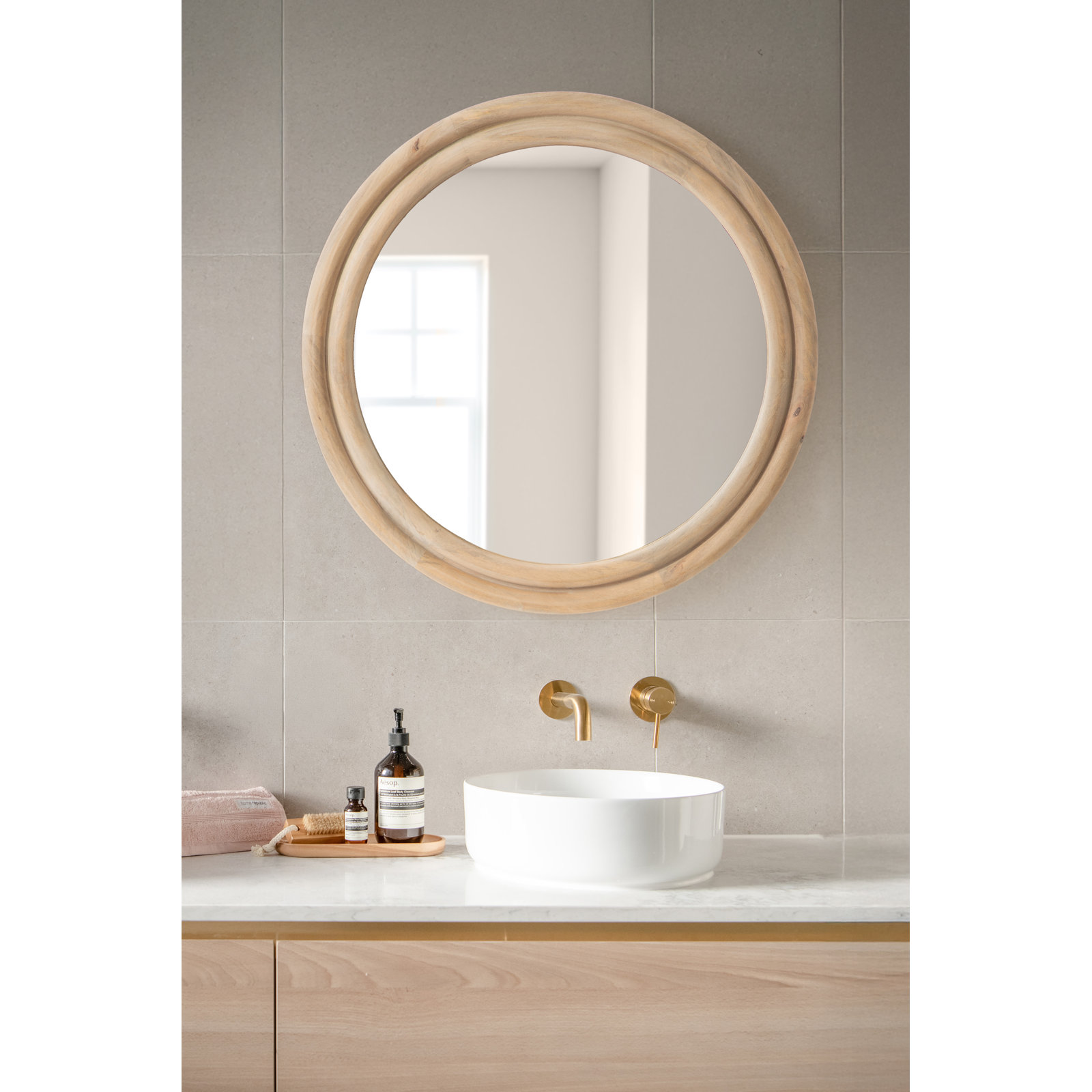 Larina Solid Wood Round Mirror, Natural Wood