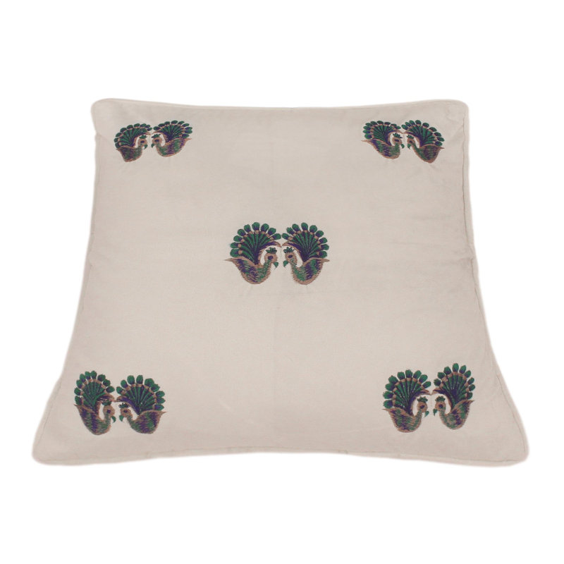 Coussin rustique en velours italien brodé à la main Metcalfe