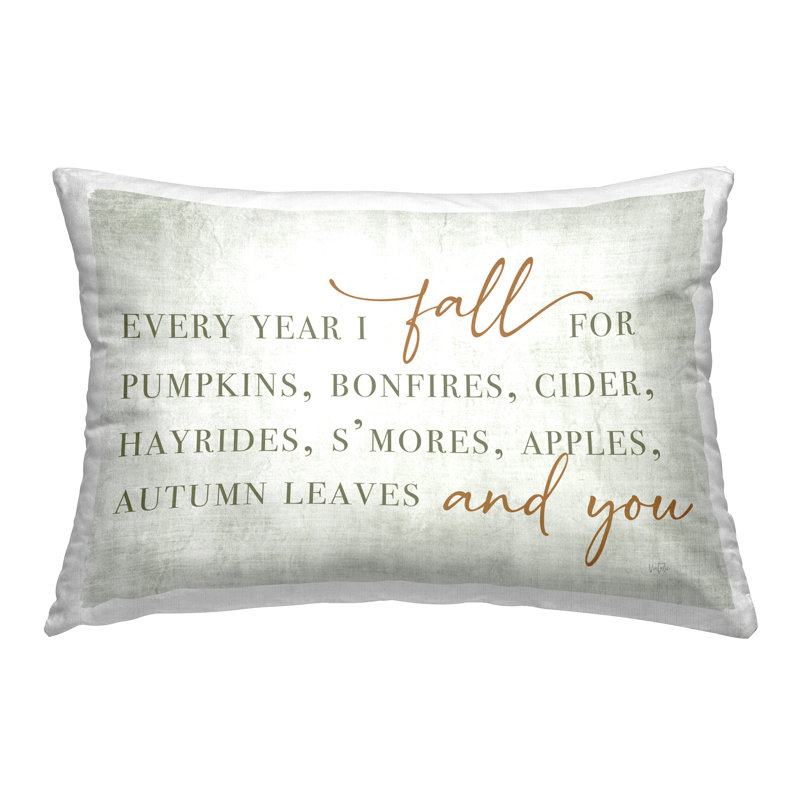 Coussin décoratif imprimé "Every Year Fall" par Natalie Carpentieri