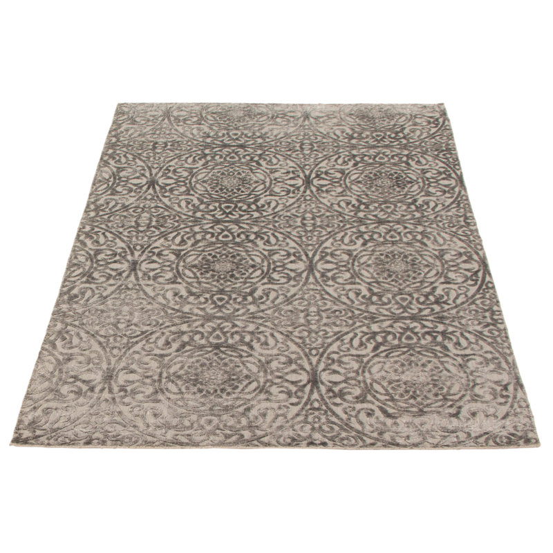 Tapis gris tissé à la main