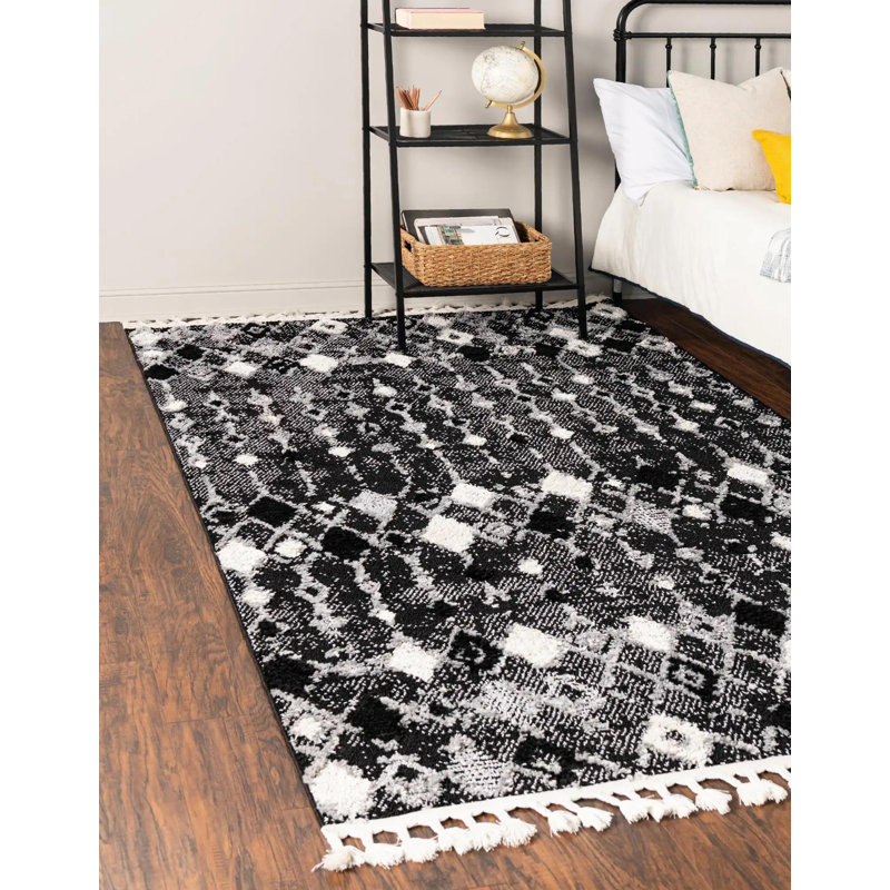Gosnold Geometric Indoor Rug, Rectangle 2' x 3'2"