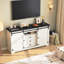 Buffet 59 po blanc avec portes coulissantes et gestion des câbles Farmhouse