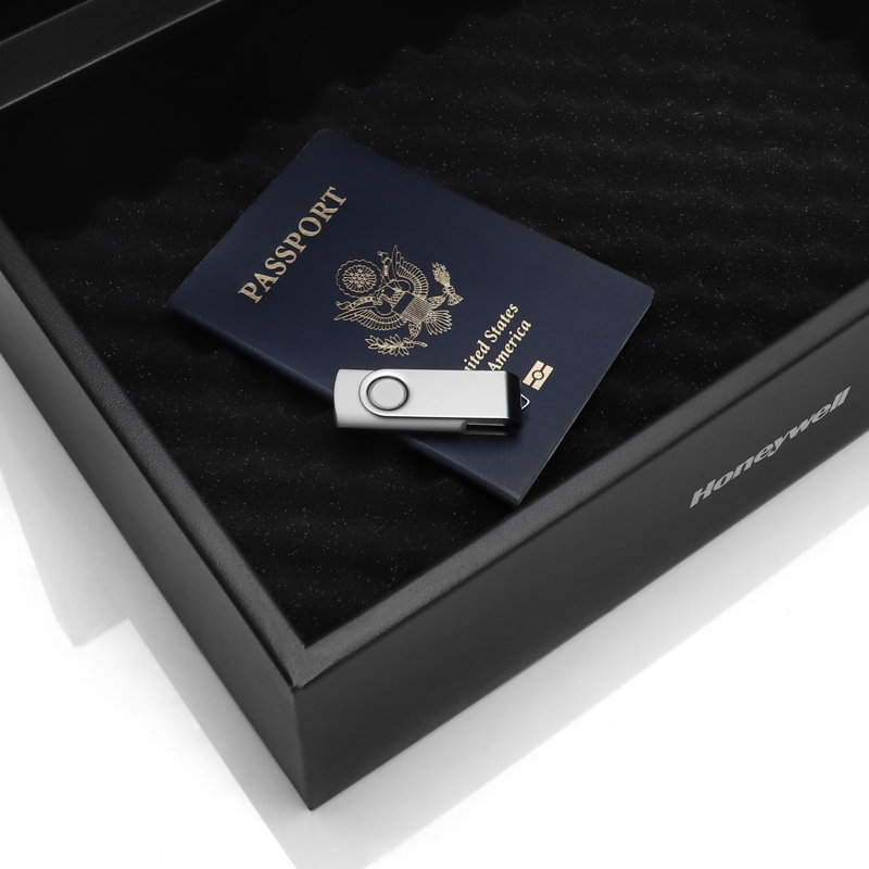 Security Safe with Key Lock