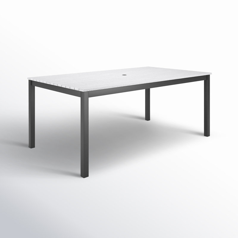 Table de salle à manger d'extérieur rectangulaire Townsend, L 41 po x L 72 po x H 29 po, Blanc cassé