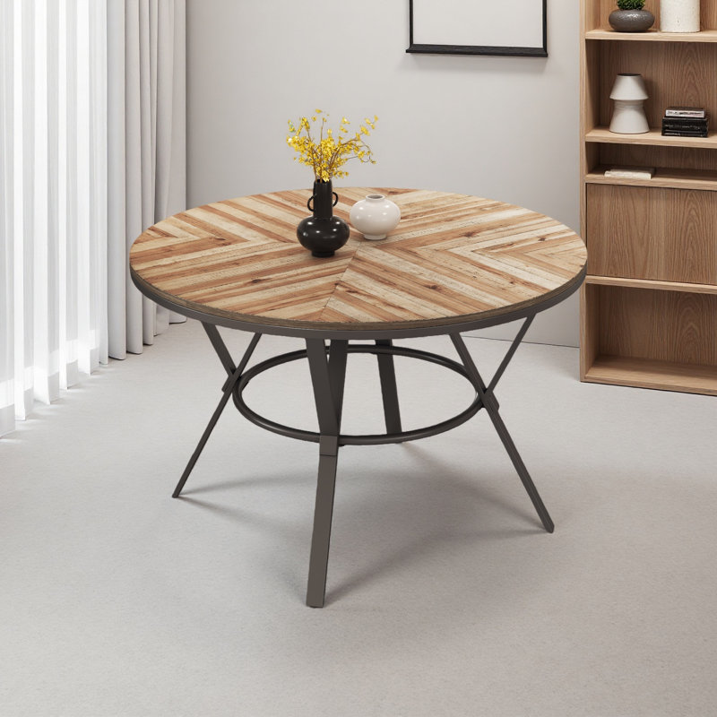 Table de salle à manger d'intérieur avec pieds en métal